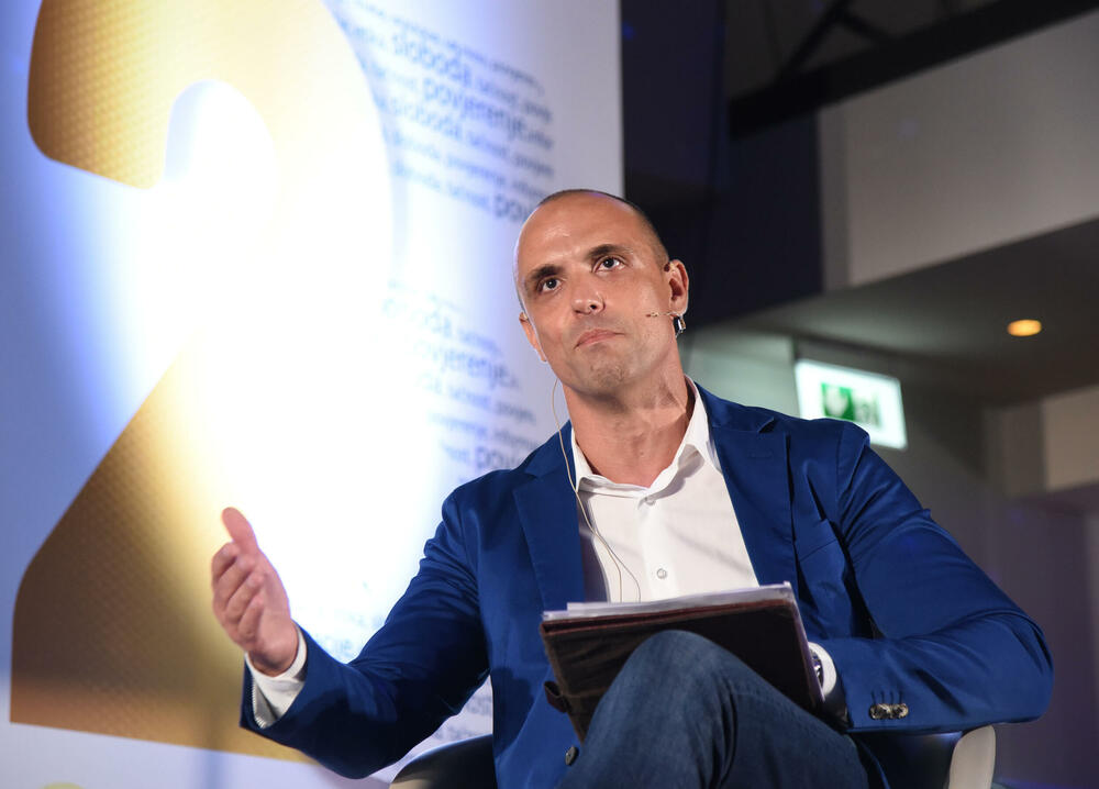 <p>Nezavisni dnevnik Vijesti 1. septembra obilježio je 25 godina postojanja. Tom prilikom organizovana je proslava</p>