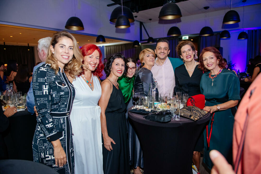 <p>Nezavisni dnevnik Vijesti 1. septembra obilježio je 25 godina postojanja. Tom prilikom organizovana je proslava</p>