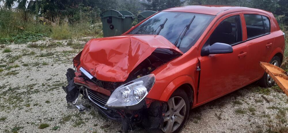 <p>"Stvarno stanje mehanizacije i voznog parka ovog preduzeća, koje Bošković sa radnicima po ugovoru o djelu svjesno uništava, porazno je"</p>