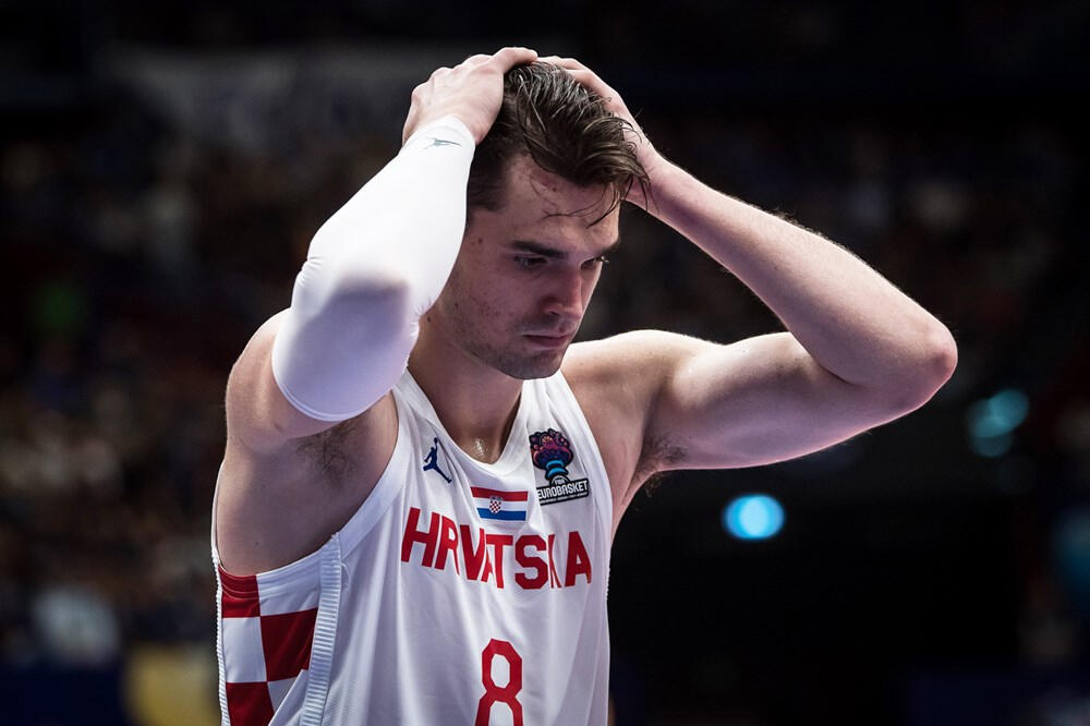 Hezonja je spreman da izdvoji vriejme i sudije nauči njihovom poslu, Foto: Fiba.basketball/basketballworldcup/2019