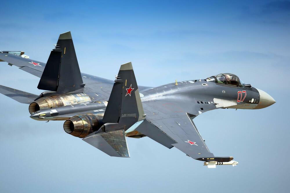 Su-35 (Ilustracija), Foto: Shutterstock