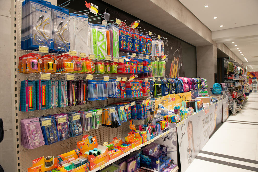 <p>Nova školska godina je i zvanično počela, a kompanija Voli vam želi da u njoj steknete pregršt znanja i drugara</p>