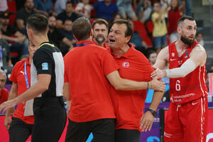 FIBA pokrenula istragu zbog "ukradenih sekundi", Ataman poručio da...