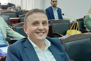 Arsić: Zbog političkog hira SDP-a blokirate milionsku investiciju