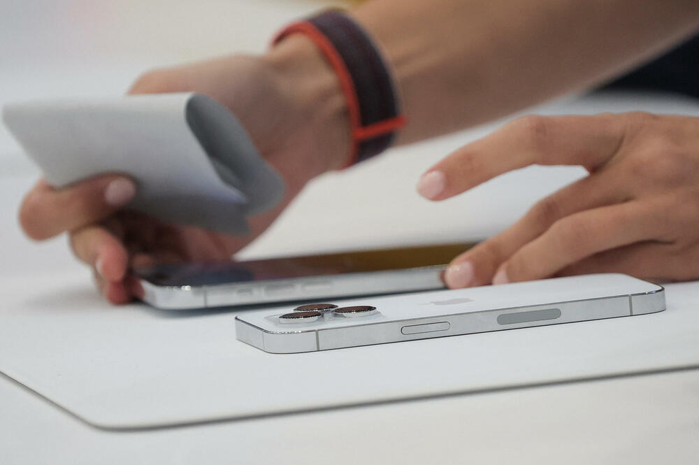 <p>Za svoje korisnike Epl je spremio četiri nova modela: iPhone 14, iPhone 14 Plus, iPhone 14 Pro i iPhone 14 Pro Max</p>