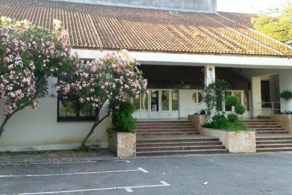 SMŠ "Mladost", Foto: SMŠ