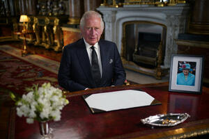 Velika Britanija: Prvi susret novog kralja i nove premijerke