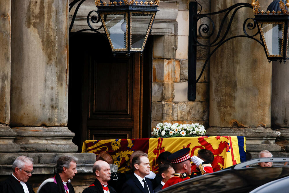 <p>Povorka je prešla gotovo 300 kilometara od zamka Balmoral u Škotskoj do Edinburga</p>