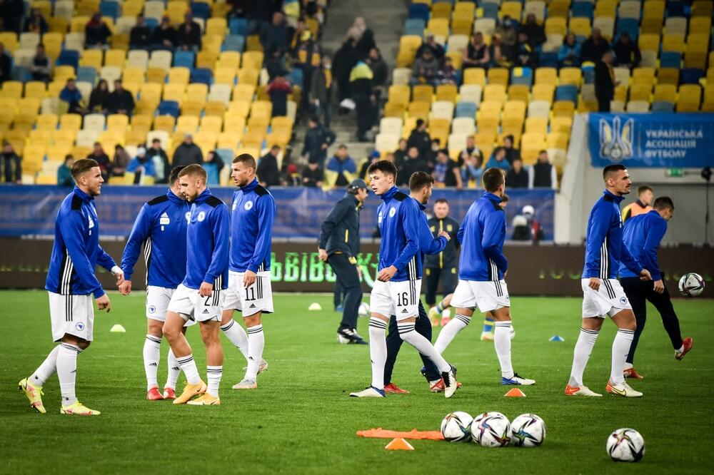 Fudbaleri BiH uoči meča sa Ukrajinom u oktobru prošle godine, Foto: Shutterstock