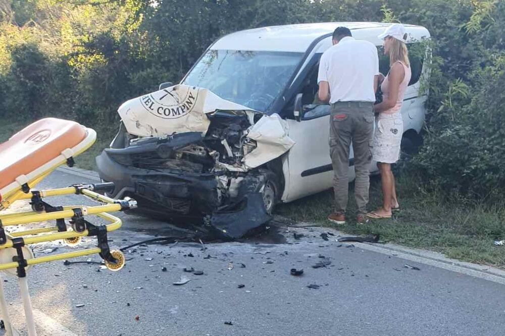 Sa mjesta nesreće, Foto: SZS Tivat