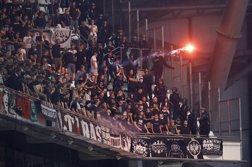 Navijači Ajntrahta, Foto: Reuters