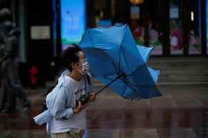Kina na udaru tajfuna Muifa, evakuisano više od milion ljudi