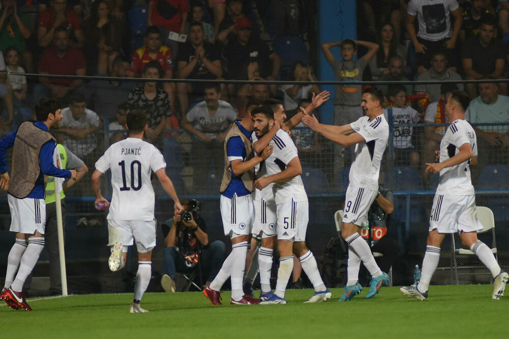 Mogu li “hrabri sokoli” da iskoriste raskol u ekipi “zmajeva” 23. septembra: Bosanci slave gol pod Goricom, Foto: BORIS PEJOVIC