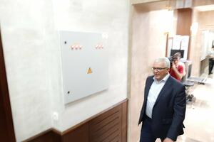 Održan sastanak stare parlamentarne većine, nije bilo predstavnika...