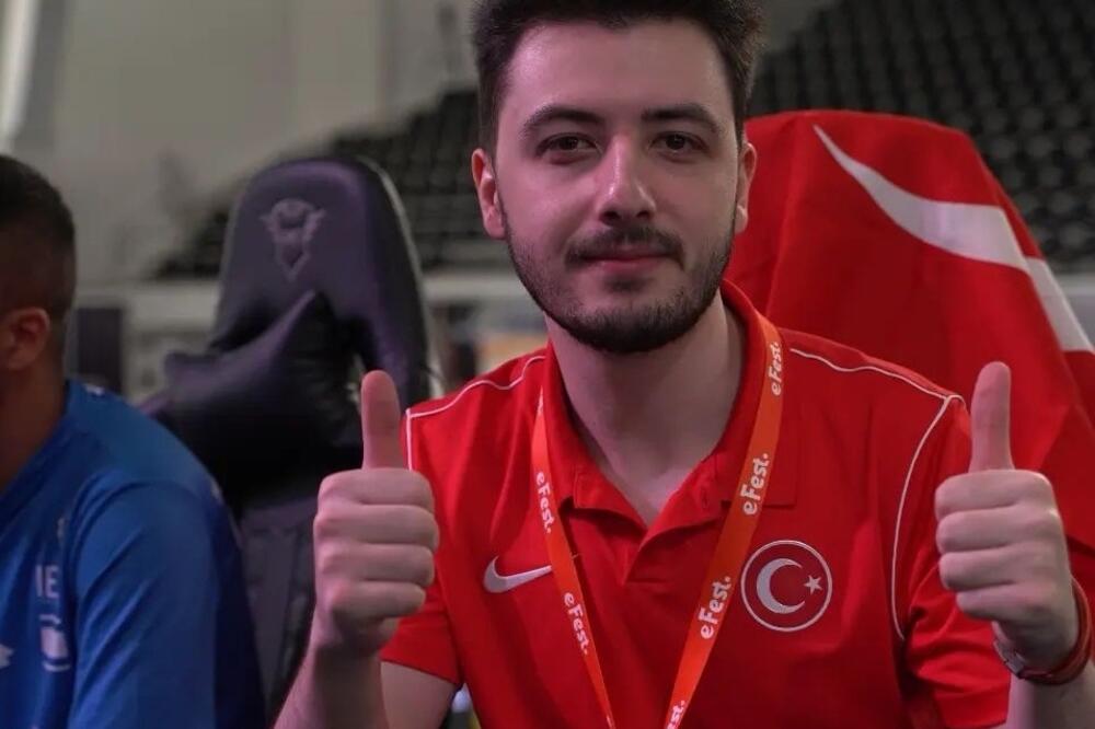 Muđahit Sevimli, Foto: Privatna arhiva