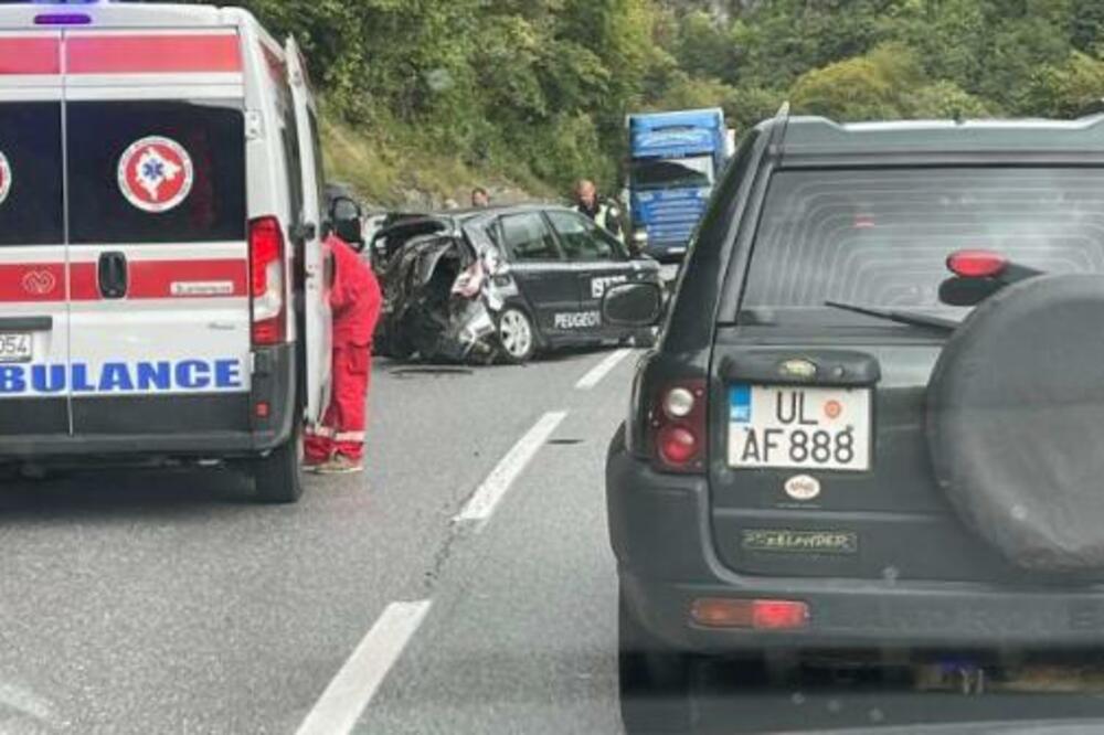 Sa lica mjesta, Foto: Privatna arhiva