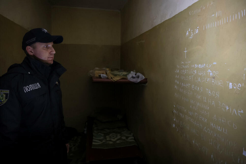 Jedna od prostorija u Balakliji u kojoj su ruske snage držale zatvorenike, Foto: Reuters