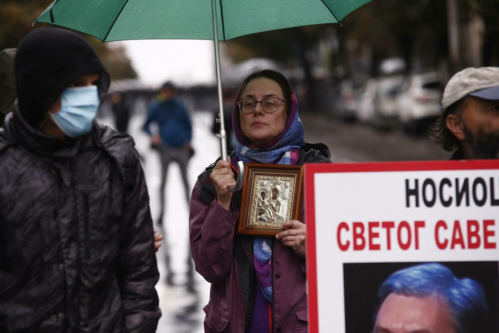 <p>MUP Srbije je saopštio da je do 15 časova privedena 31 osoba zbog narušavanja javnog reda i mira</p>