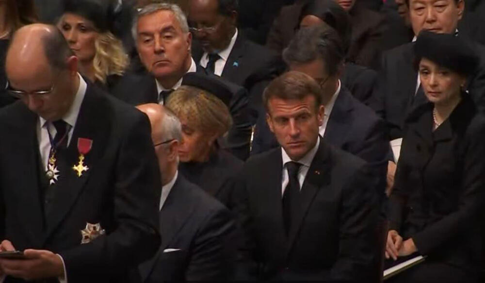 <p>Sahrana kraljice je prva državna sahrana u Velikoj Britaniji od smrti premijera Vinstona Čerčila 1965. godine</p>