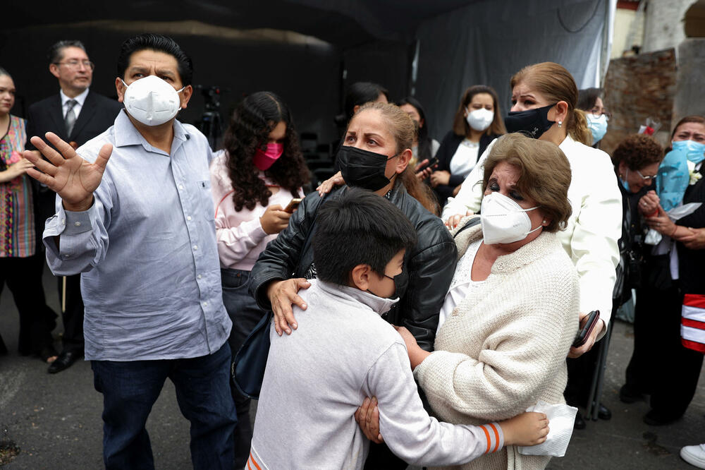 <p>Epicentar je bio 59 kilometara južno od Koalkoman u državi Mičoakan na pacifičkoj obali, navode meskički seizmolozi</p>