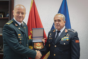Lazarević: Crna Gora posvećena doprinosu NATO naporima u...