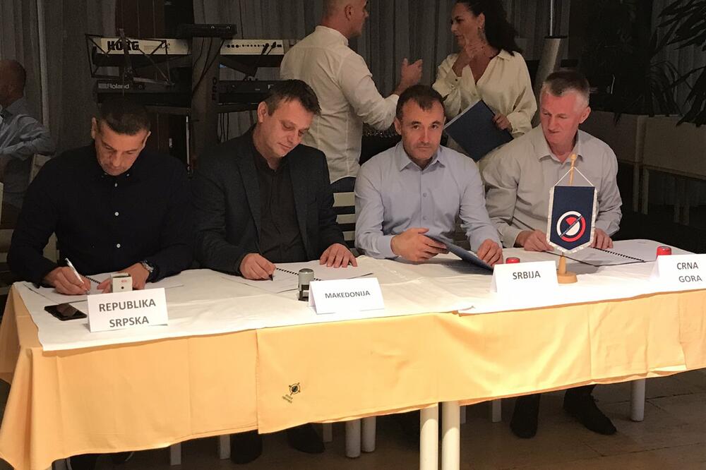 Potpisnici sporazuma, Foto: Sindikat uprave Crne Gore