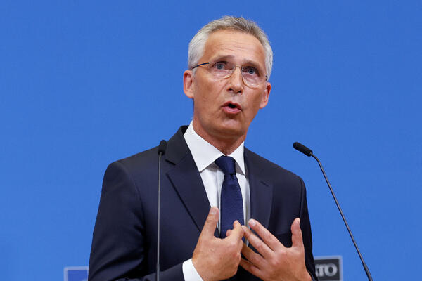 Stoltenberg: Opasna nuklearna retorika Putina, ostaćemo mirni i...