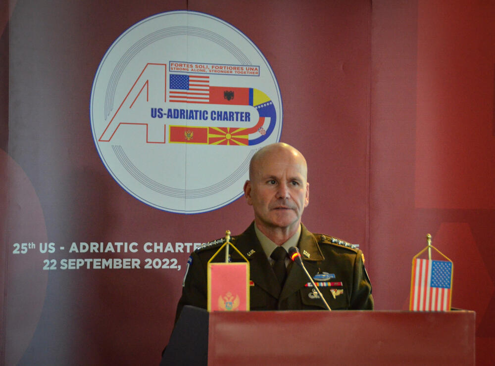 <p>"Naša prednost je neraskidiva veza članica Saveza. Radeći zajedno, zaustavićemo svaku prijetnju", kazao je Kavoli</p>