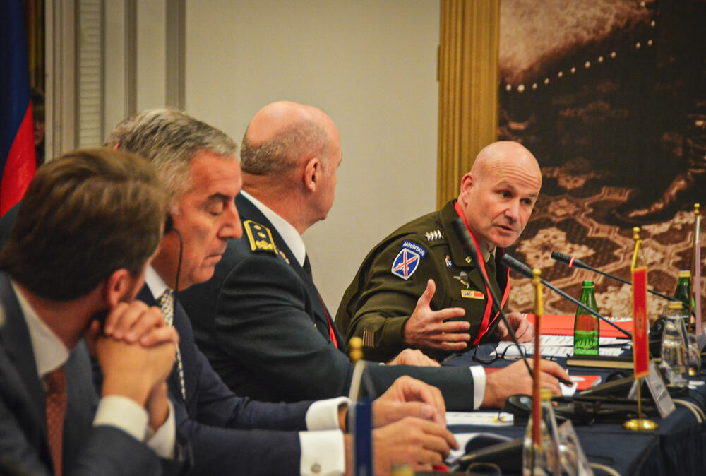 <p>"Naša prednost je neraskidiva veza članica Saveza. Radeći zajedno, zaustavićemo svaku prijetnju", kazao je Kavoli</p>