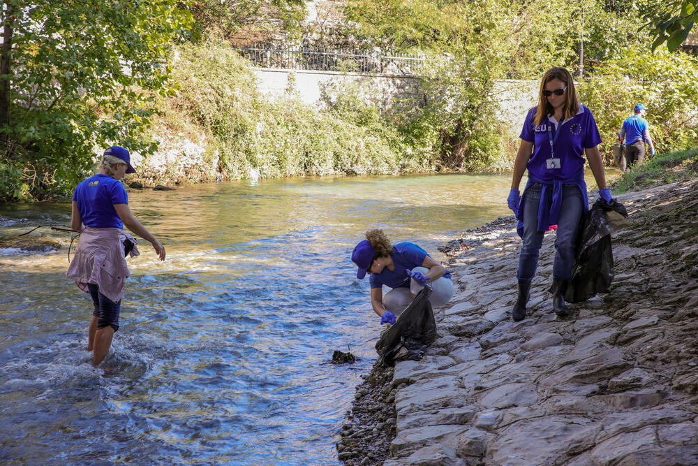 <p>“Postoji hitna potreba da zaštitimo naša mora i okeane", kazala je šefica Delegacije EU u Crnoj Gori</p>
