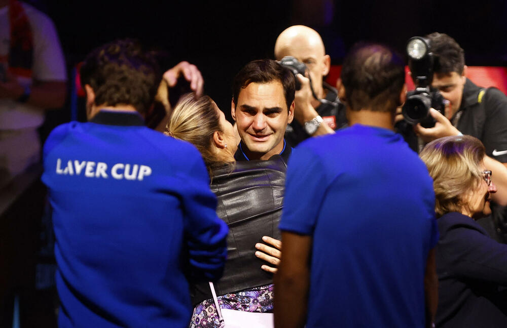 <p>Rodžer Federer sinoć je odigrao posljednji meč u karijeri - oproštaj Maestra iz Bazela je bio emotivan...</p>