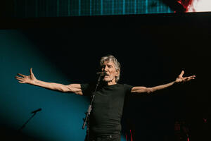 Roger Waters concerts in Poland canceled due to reactions to the war in...