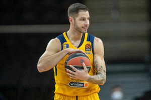 Stefan Jović stiže u Crvenu zvezdu