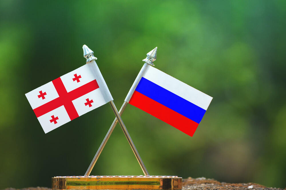 Zastave Gruzije i Rusije, Foto: Shutterstock