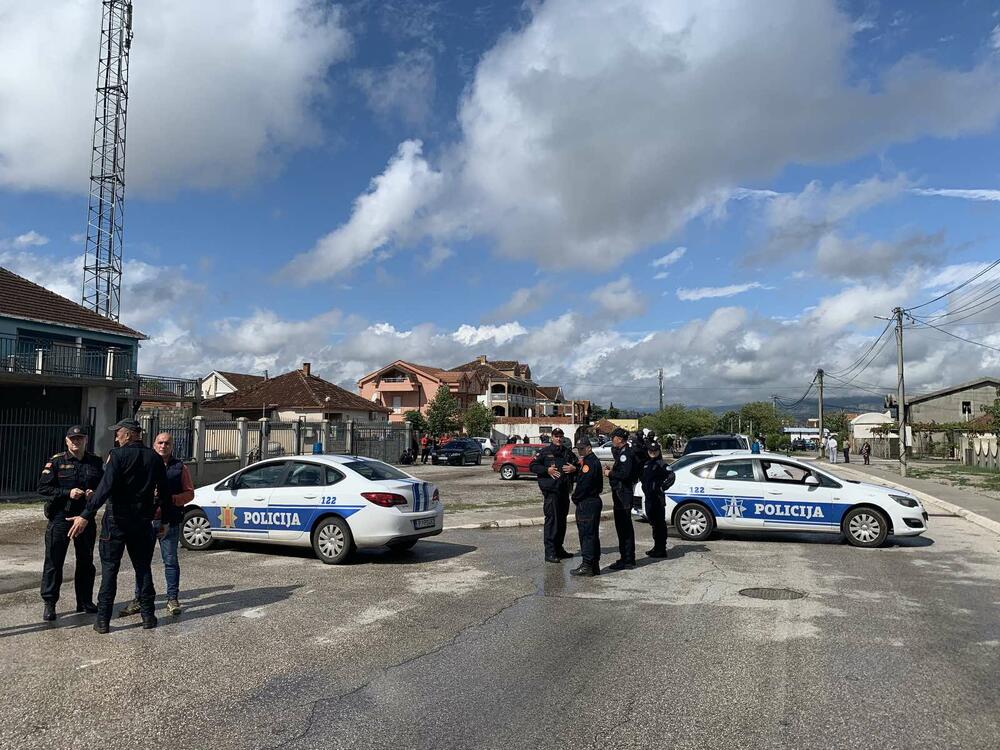 <p>On je otvorio vatru na policiju koja je sprovodila istragu bacanja eksplozivne naprave na kuću njihovog kolege Mervana Eća</p>  <div contenteditable="false" tabindex="-1"> </div>