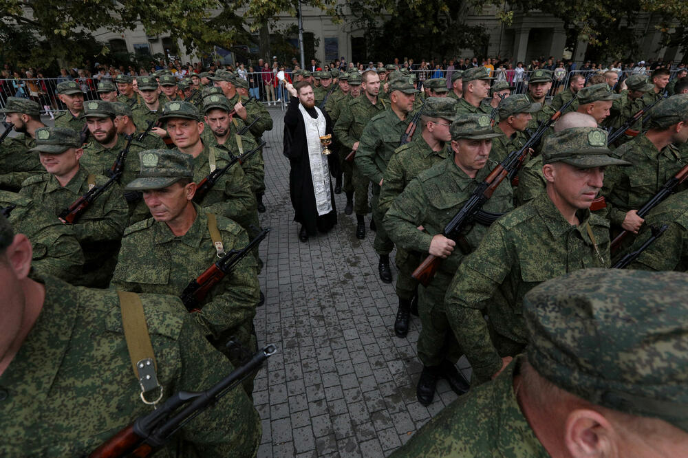 Obred u Sevastopolju povodom odlaska rezervista u vojne baze, Foto: Rojters