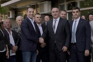 SNP predala listu za izbore u Podgorici, Vuksanović na čelu