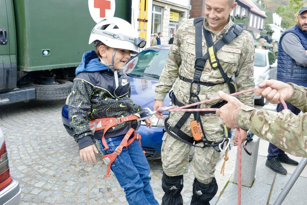 <p>Manifestacija se u četvrtak nastavlja u Pljevljima na Gradskom trgu od 11 do 14 časova, a u petak u Bijelom Polju od 10 do 13 časova</p>
