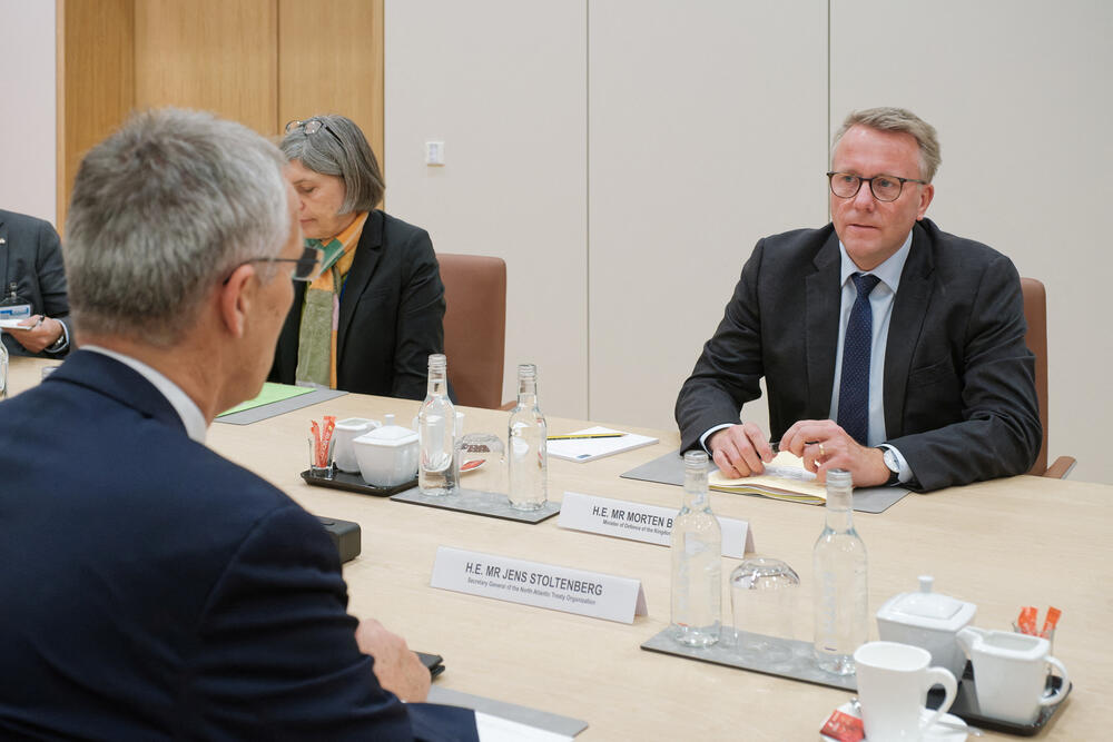 Stoltenberg sa danskim ministrom odbrane Mortenom Bodskovim juče u Briselu