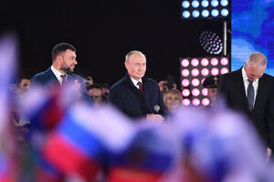 The West condemned the annexation of part of Ukraine, Putin said at the celebration...