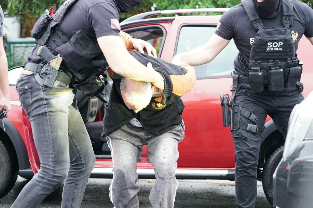Hapšenje u akciji Agencije za nacionalnu bezbjednost, Foto: Vijesti