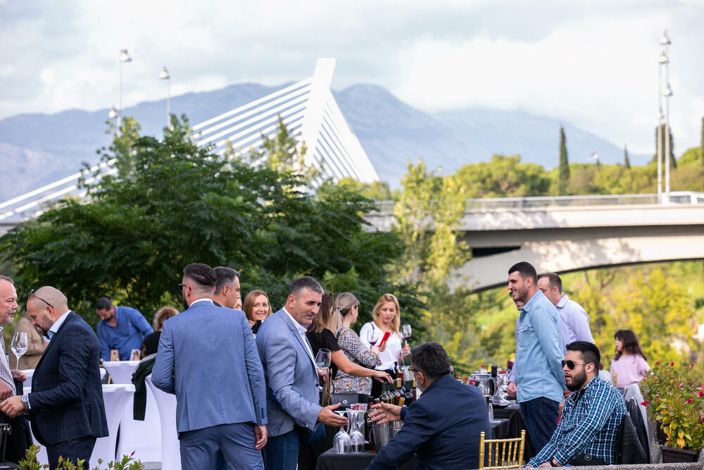 <p>Događaj ima za cilj i unaprjeđenje kulturnog i društvenog sadržaja, te promociju Glavnog grada kao turističke destinacije.</p>