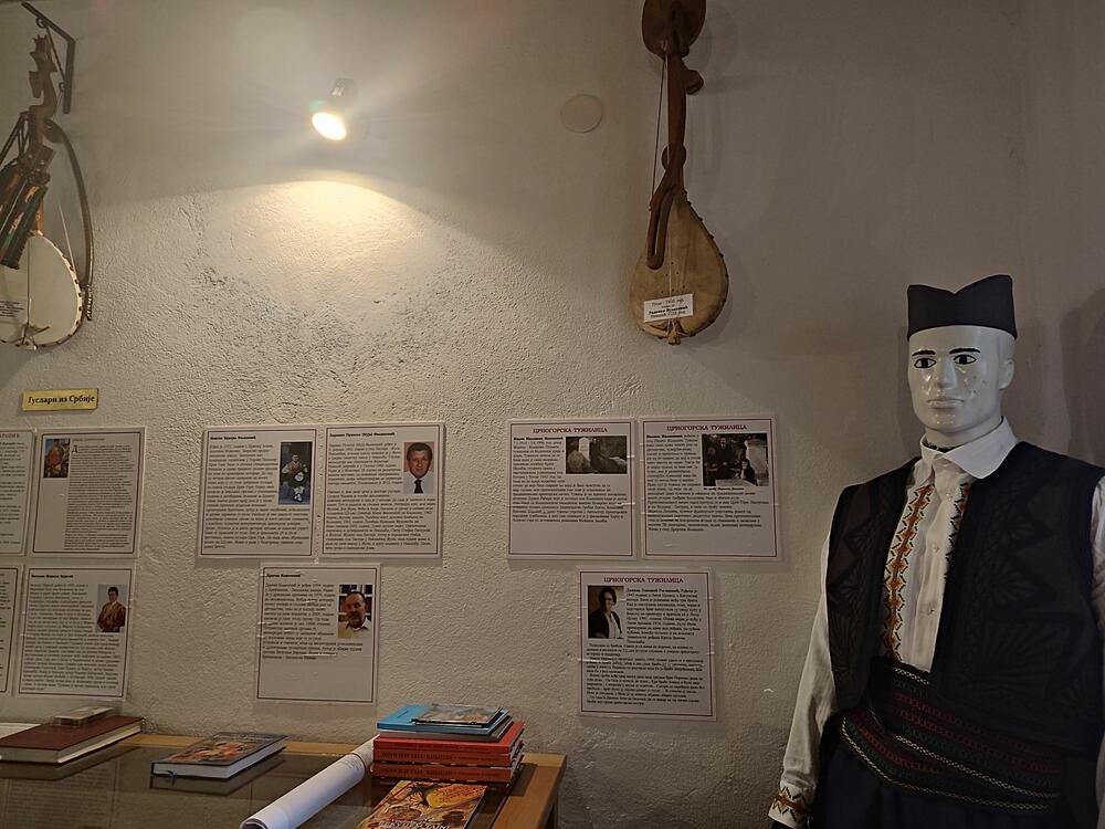 <p>Gradnja muzeja je trajala punih 12 godina, izloženi eksponati iz Crne Gore, Srbije, BiH, Hrvatske i Albanije</p>