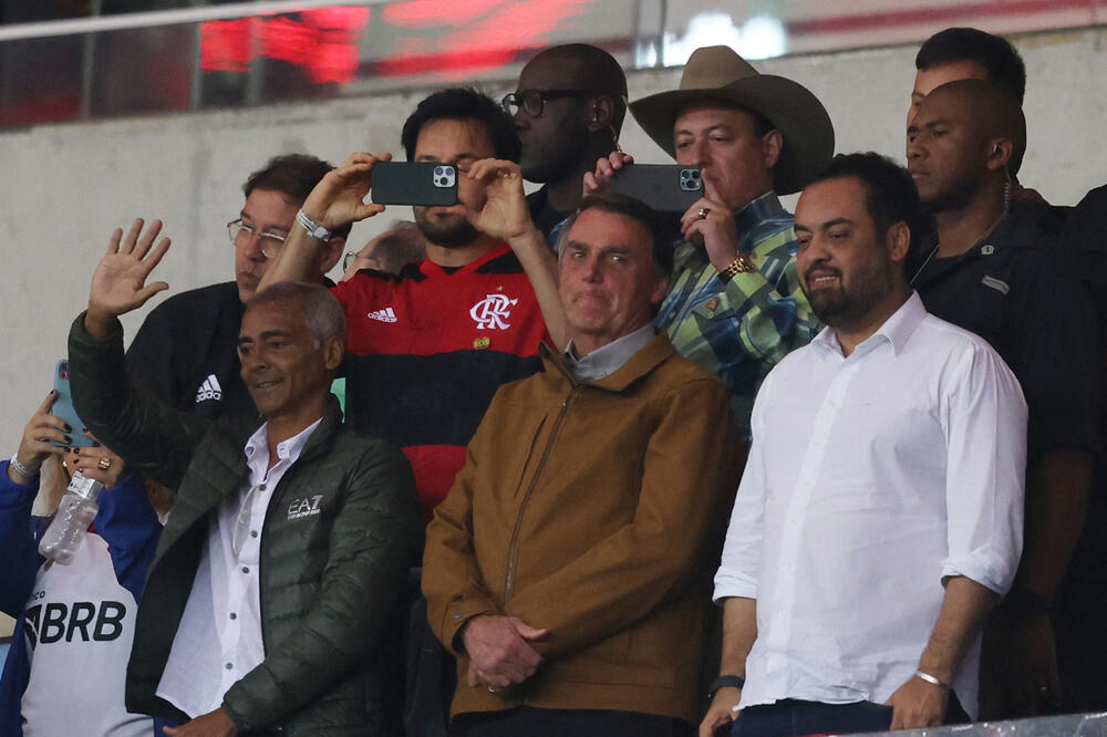 Romario i predsjednik Brazila Žair Bolsonaro na utakmici Flamengo - Veles Sarsfild, Foto: Reuters/Sergio Moraes