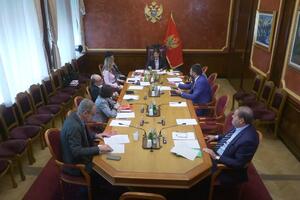 Ustavni odbor će 10. oktobra utvrditi predlog za izbor četvoro...