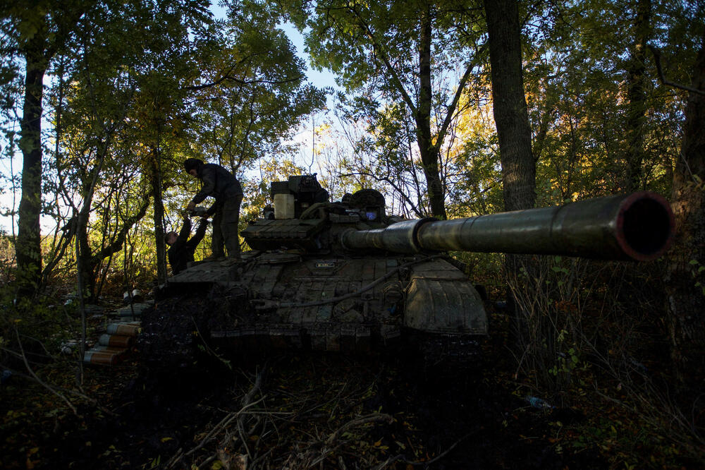 Ukrajinski vojnik na frontu, Foto: Reuters
