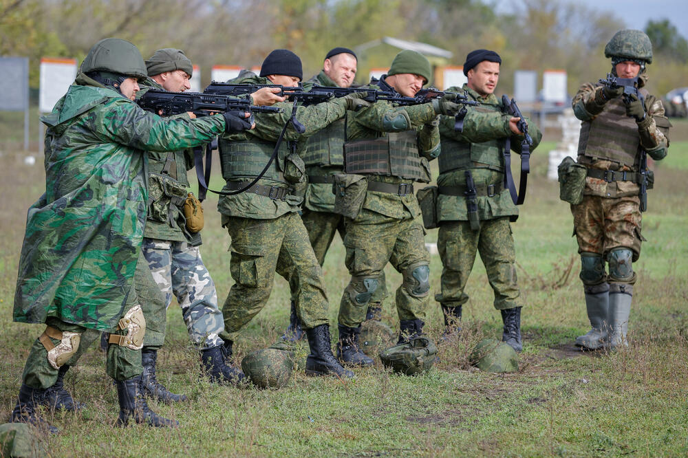 Ruski rezervisti na obuci u Donjeckoj oblasti