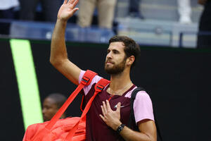 Hačanov pobijedio Čilića i plasirao se u četvrtfinale turnira u...