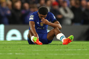 Fofana pauzira do sredine novembra