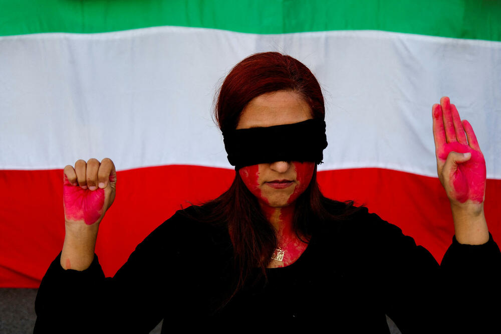 Sa protesta podrške ženama u Iranu, u Barseloni, Foto: Reuters
